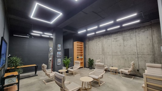 "Balina Car Wash" Ağ Şəhər