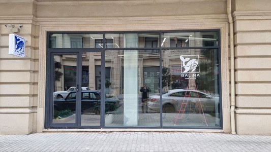 "Balina Car Wash" Ağ Şəhər