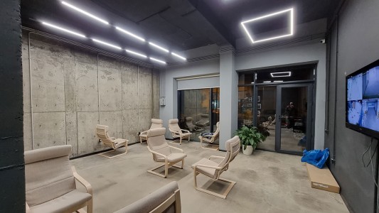 "Balina Car Wash" Ağ Şəhər