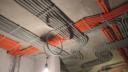 "West Hospital" klinikası